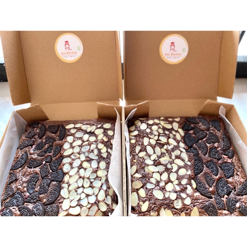 

SUPER PREMIUM FUDGY BROWNIES WISMAN | FUDGE BROWNIES PREMIUM | BROWNIES LUMER WYSMAN | Brownies panggang lembut Wjisman | BROWNIS