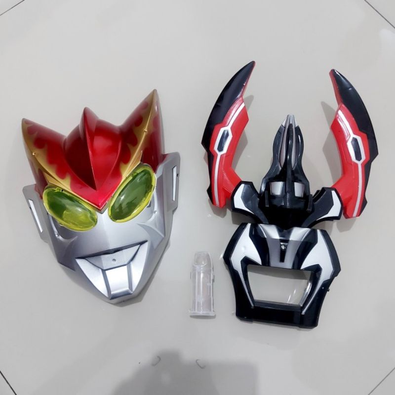 Mainan Topeng &amp; Pedang ULTRAMAN Senjata Cosplay Kostum Anak Edukatif
