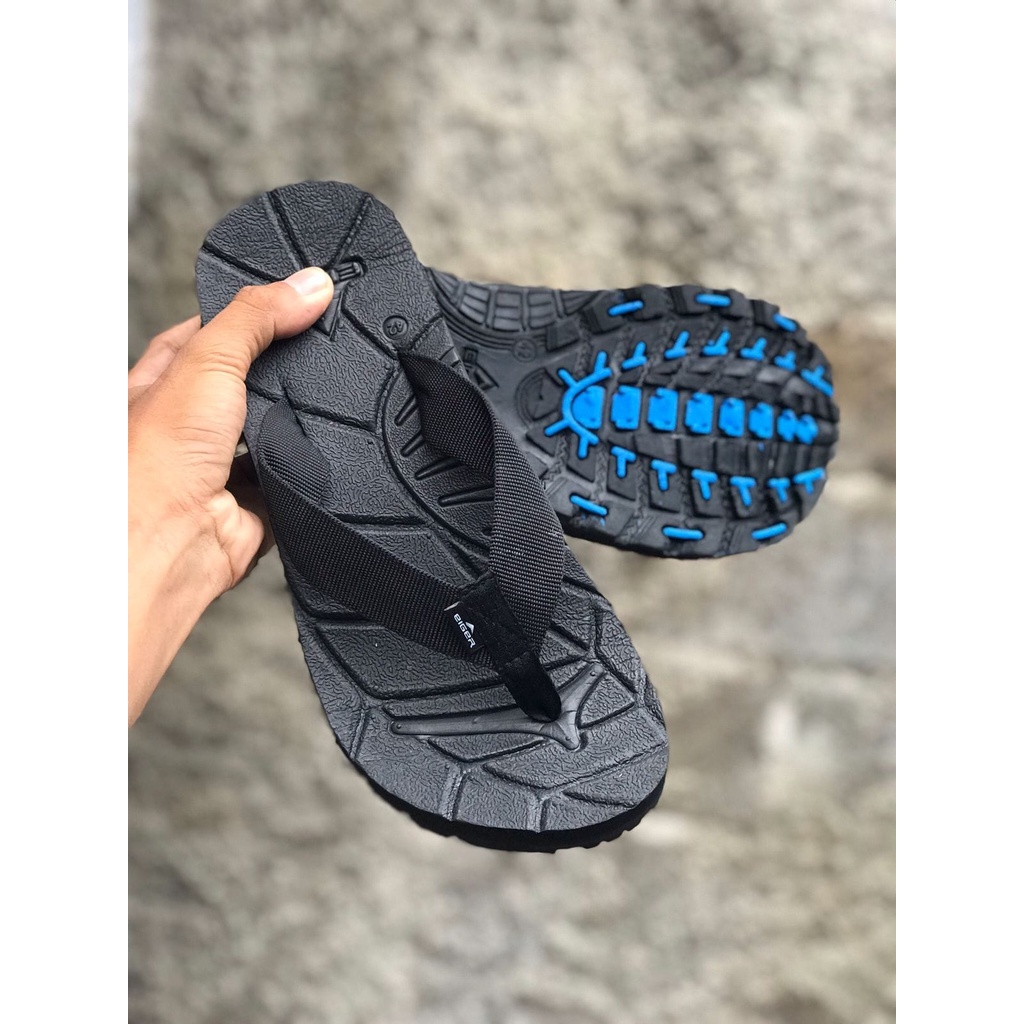 Sandal Jepit Gunung Pria dan Wanita Sandal Outdoor Terlaris