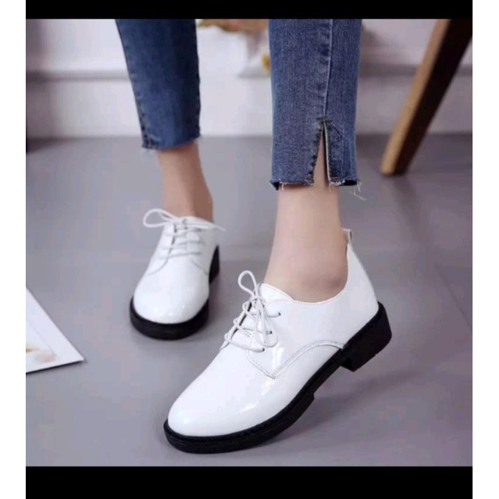 PRELOVED SEPATU DOCMART