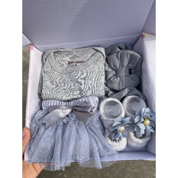 Hampers Bayi / Kado Bayi / hampers bayi perempuan / hampers bayi laki laki / Hampers Baby-Fantastic Grey