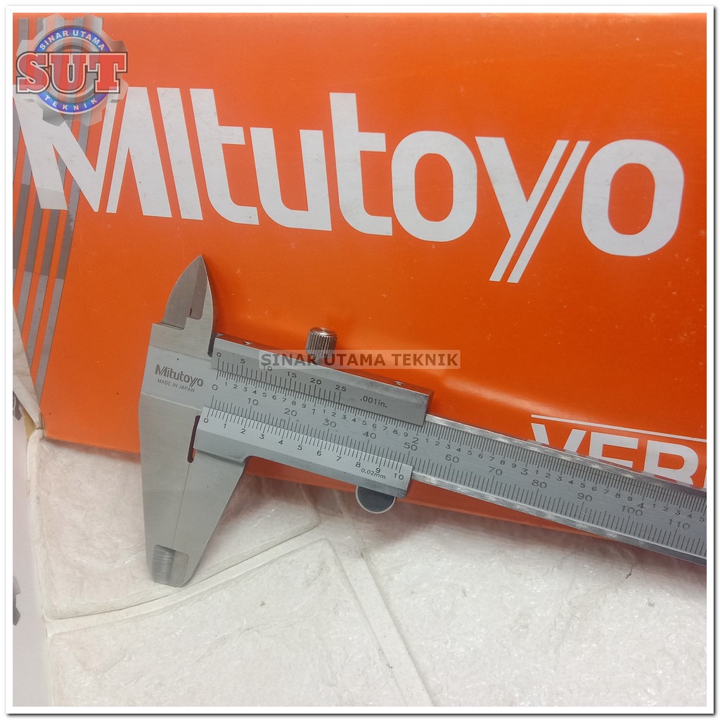 Vernier Caliper Mitutoyo 200 mm Sigmat Manual 8 Jangka Sorong 8 inchi