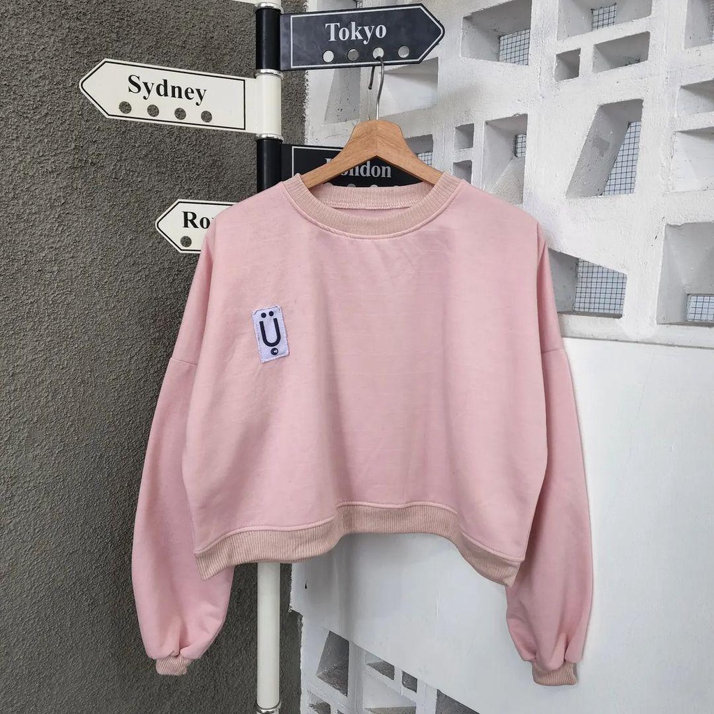 Sweater CREWNECK CROP TOP U untuk wanita