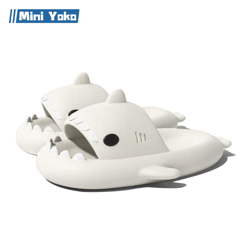 Mini Yoko Sandal hiu dewasa terbaru Sepatu sandal jelly wanita import  Sendal Slop Flat Rumah Empuk Elastis Sendal Anti Slip murah-White
