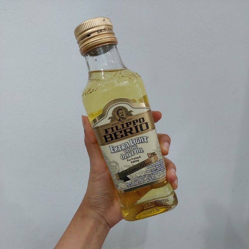 

Filippo Berio Extra Light Olive Oil (Minyak Zaitun Untuk Masak dan Memanggang) 250ml