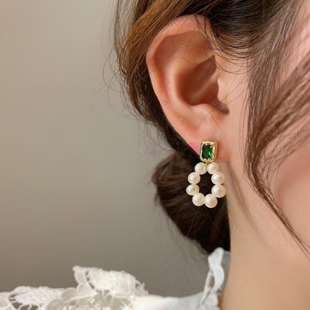 Needway  Wanita Anting Hoop Manis Sederhana Mutiara Aksesoris Perhiasan Fashion Kepribadian Fashion Jewelry