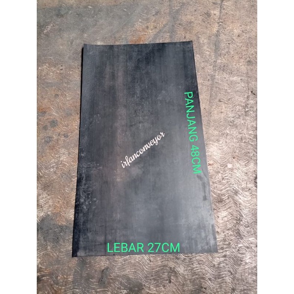 Karpet Karet Penahan Lumpur Truk ukuran 27cm×48cm