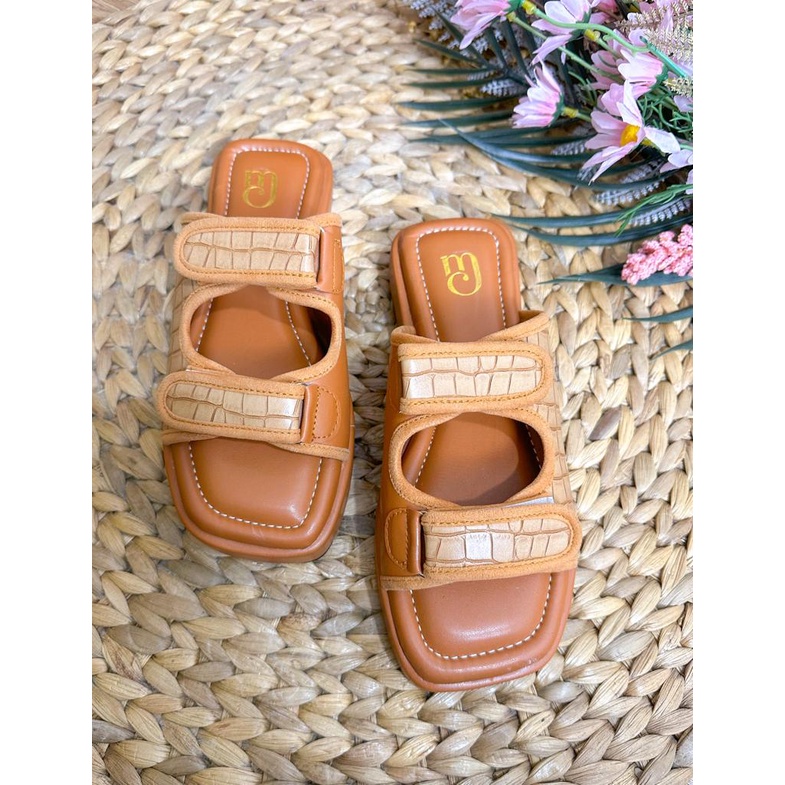 BZG - JENNA Sandal Wanita Korea Velcro AP 04