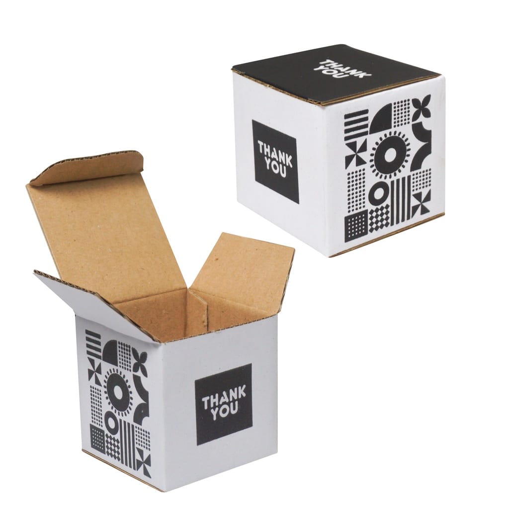 

Harga untuk 5pcs Box 8X8X8 cm (CryBaby) Kardus/Kardusmini/Karduskecil/Boxkecil/Karton/Kartonmini/Kemasan