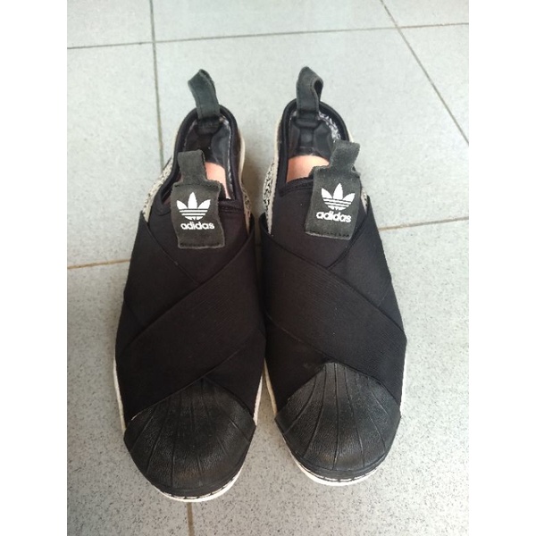 adidas slip on