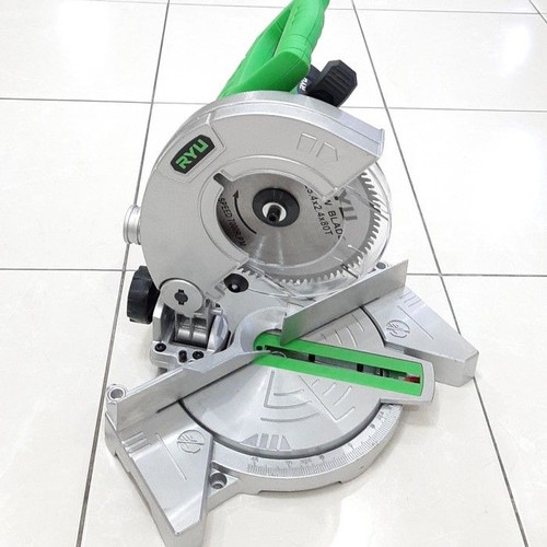 Mitter Saw 7 Inch Miter Gergaji Potong Aluminium Kayu Mitre MesinMesin Potong Alumunium Kayu Miter Saw 7 inch Mesin Potong Gergaji Aluminium / Miter Saw 7&quot; inch 7Inch Mitter Saw Mittre Saw Miter Saw TEKIRO RYU LOW WATT Mesin gergaji Kayu Alumunium Mitersa