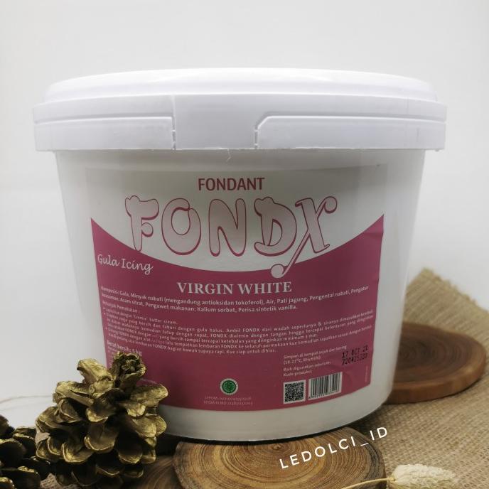 

FONDX VANILLA FONDANT VANILLA VIRGIN WHITE PAIL EMBER 1 EMBER=5 KG