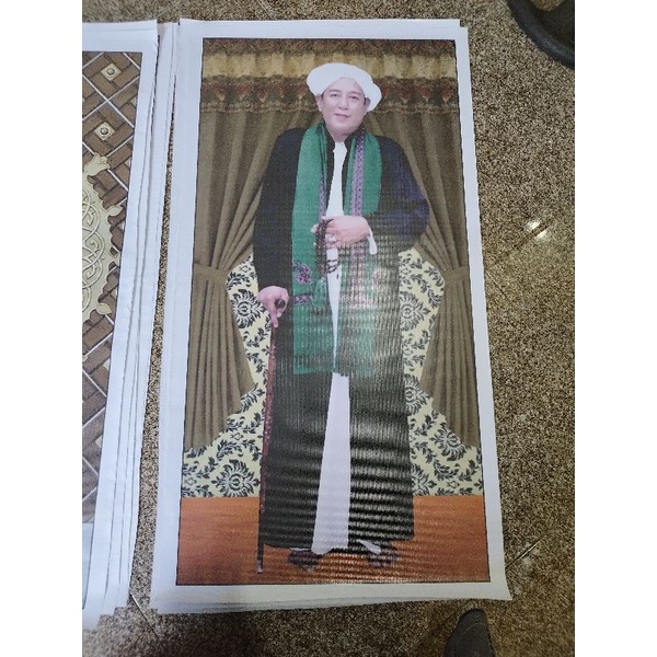 foto KH.ZAINI ( GURU SEKUMPUL ) UK 100X50 BAHAN BANNER