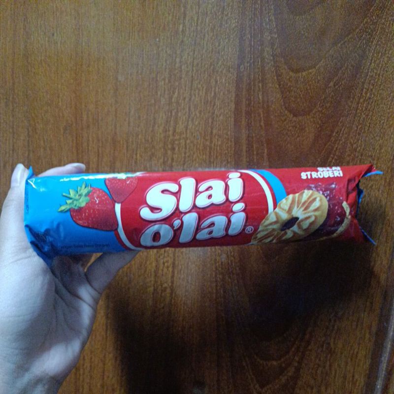 

ROMA SLAI OLAI 128GR selai strawberry - biskuit roma slai olai stroberi