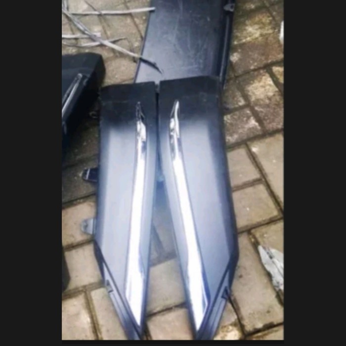 {BEKAS} Bodykit venturer 2017 2019 original depan LH RHTENGAH Limited