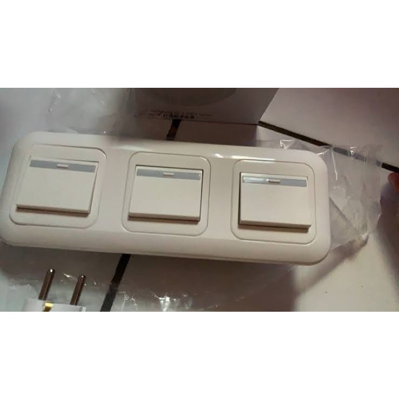 Panasonic Saklar Single 3 Gang Inbow 5541 Saklar Engkel 3 Gang