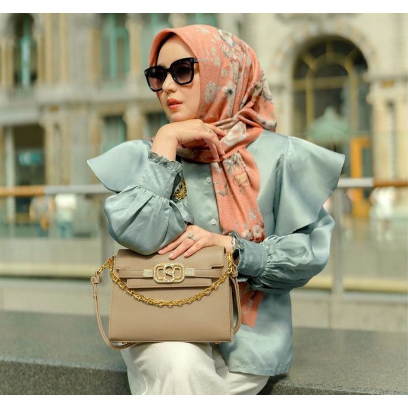 sarah bag buttonscarves