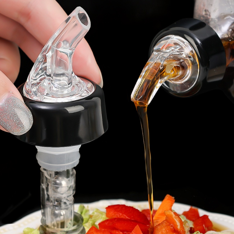 Squeeze Oil Bottle Dispenser Alat Pemeras Minyak Nipple Vinegar Soy Sauce Bottle Press Nozzle Untuk Tuang Cuka Minuman Keras 15ml/30ml/45ML Penuang Wine Kuantitatif Alkohol Liquid Dispenser