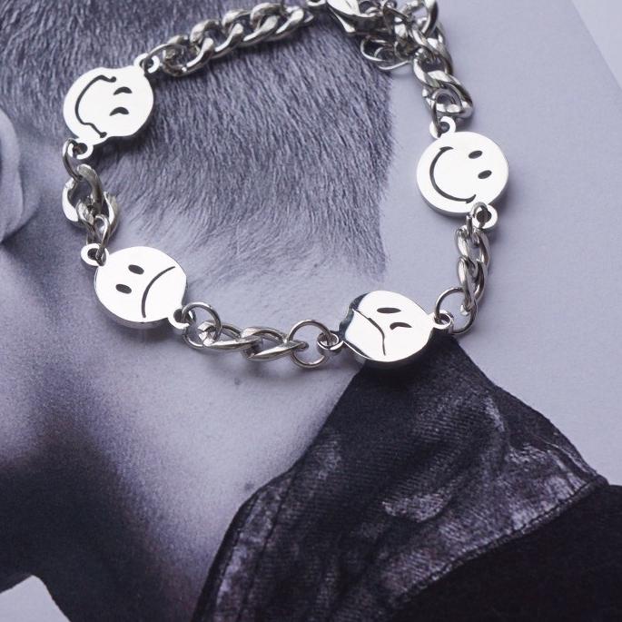 ️✔️✔️ SMILE BRACELET / SMILEY AND SAD BRACELET / SMILEY AND CRY BRACELET / GELANG RANTAI SILVER / BR