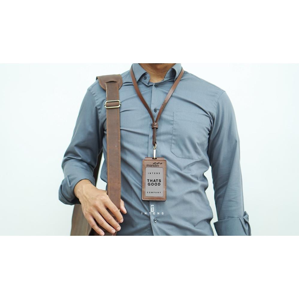 

Miliki Id Card Holder Kulit Name Tag Kulit Id card custom lanyard kulit ~