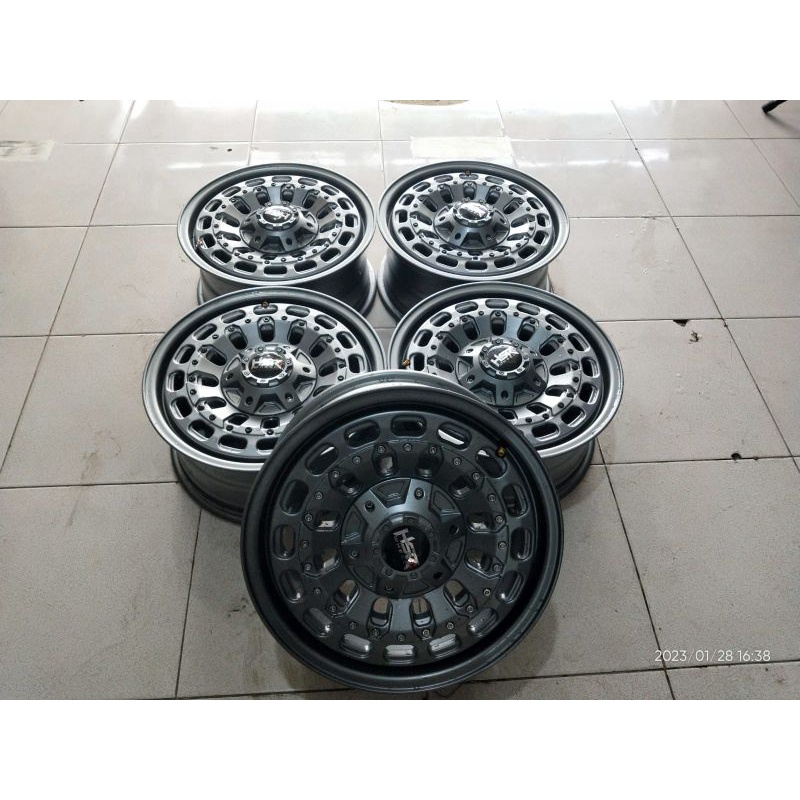 pelek bekas mobil katana r16 lebar 7 inch pcd 5 x 139,7 offset 18 warna grey bisa buat mobil feroza 