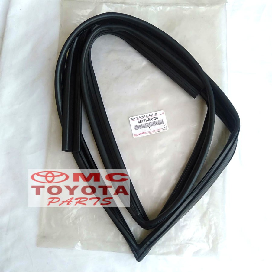 Karet Channel Kaca Pintu Depan Kiri Toyota Soluna 68151-0A020