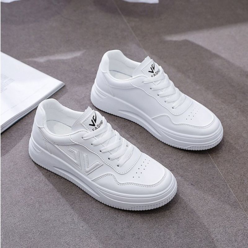 Sepatu Wanita Sneakers Fashion MT02