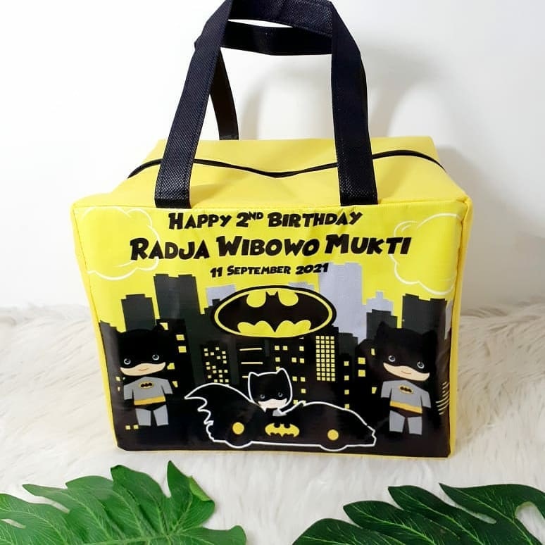 

Tas Pesta Ulang Tahun Anak Resleting Batman