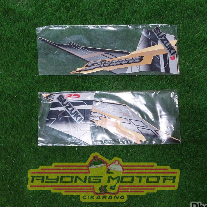 Striping Suzuki Skydrive 125 2009 Silver