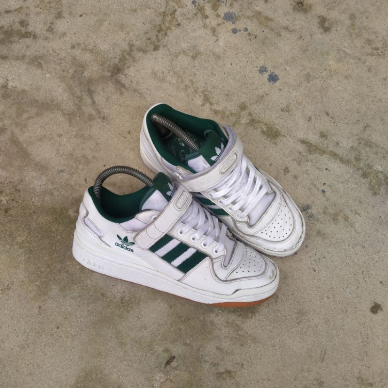 sepatu second Adidas Forum Low green