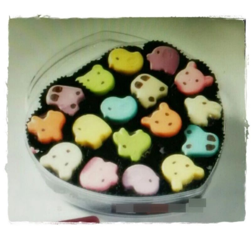 

cokelat praline motif karakter binatang toples love / 250 gram