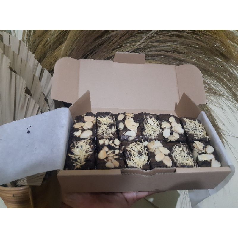 

Brownies panggang sekat ukr 20x10