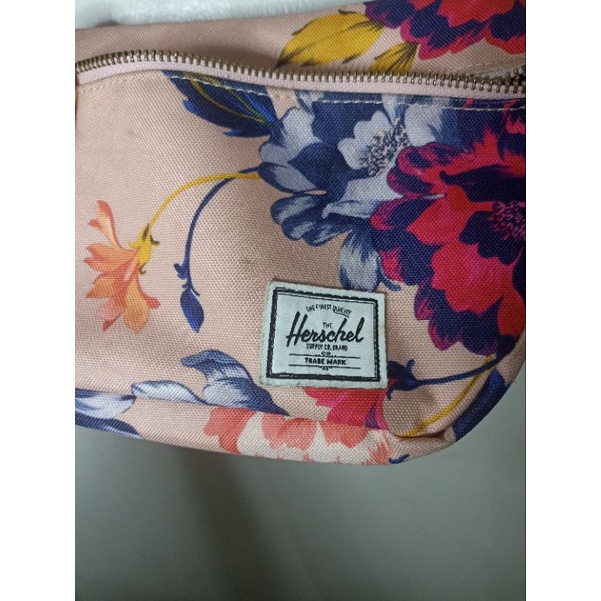 Preloved Herschel Waist Bag Original - Thrift Starfishop