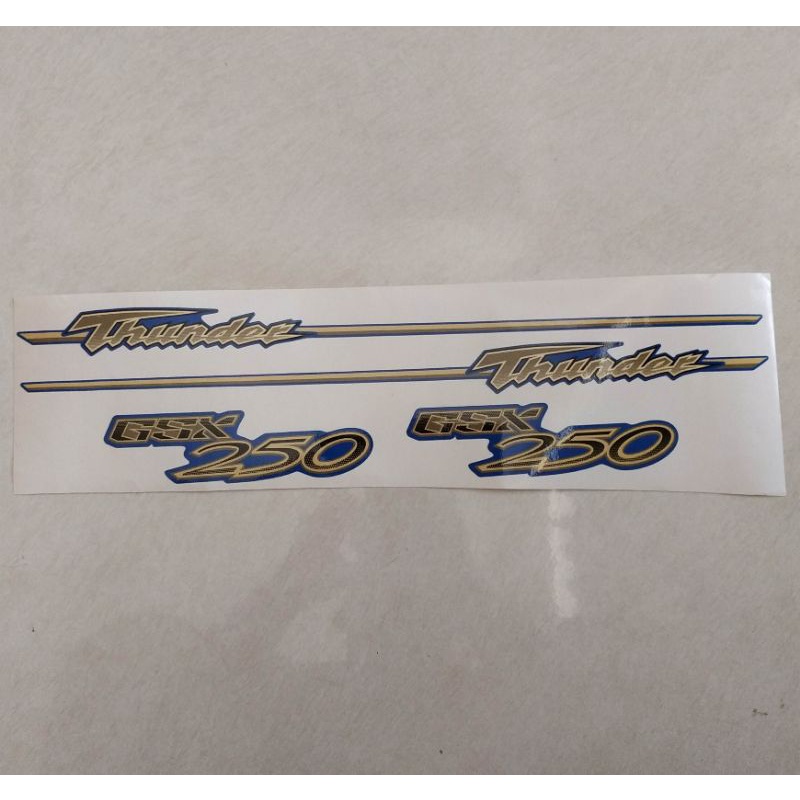 2 biji stiker striping thunder body belakang thunder 250 warna hijau / hitam / silver / biru