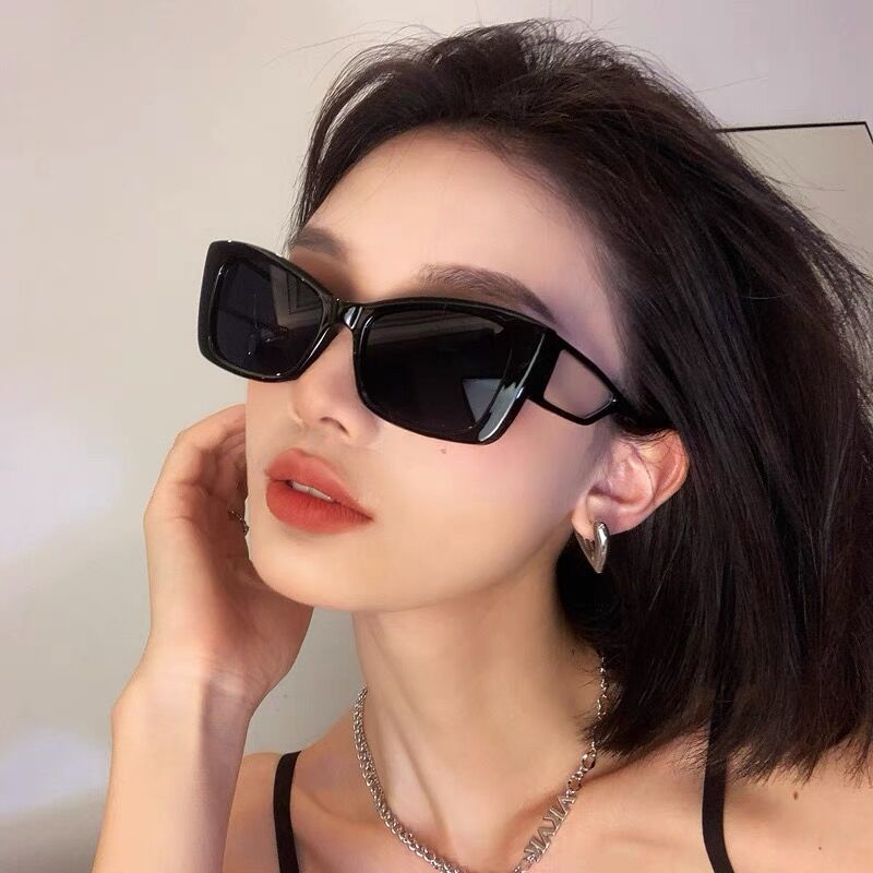 (YUZHU) Busana Barat Berongga Candi Mata Kucing Kacamata Bingkai Kecil Desain Mode Baru High End Sense Sunglasses