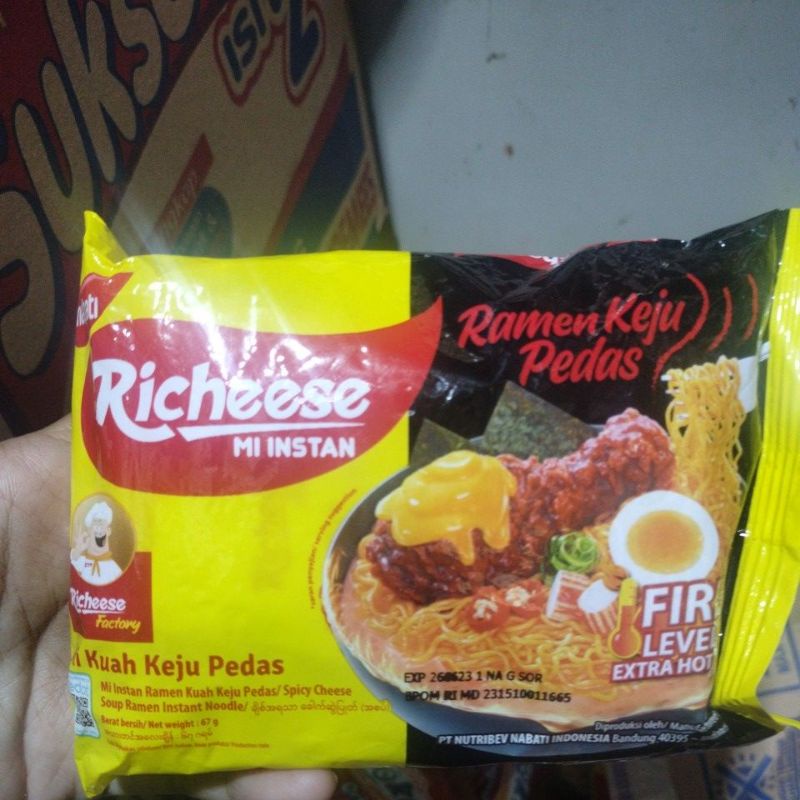 

Mie Richeese level 3 keju dan hot