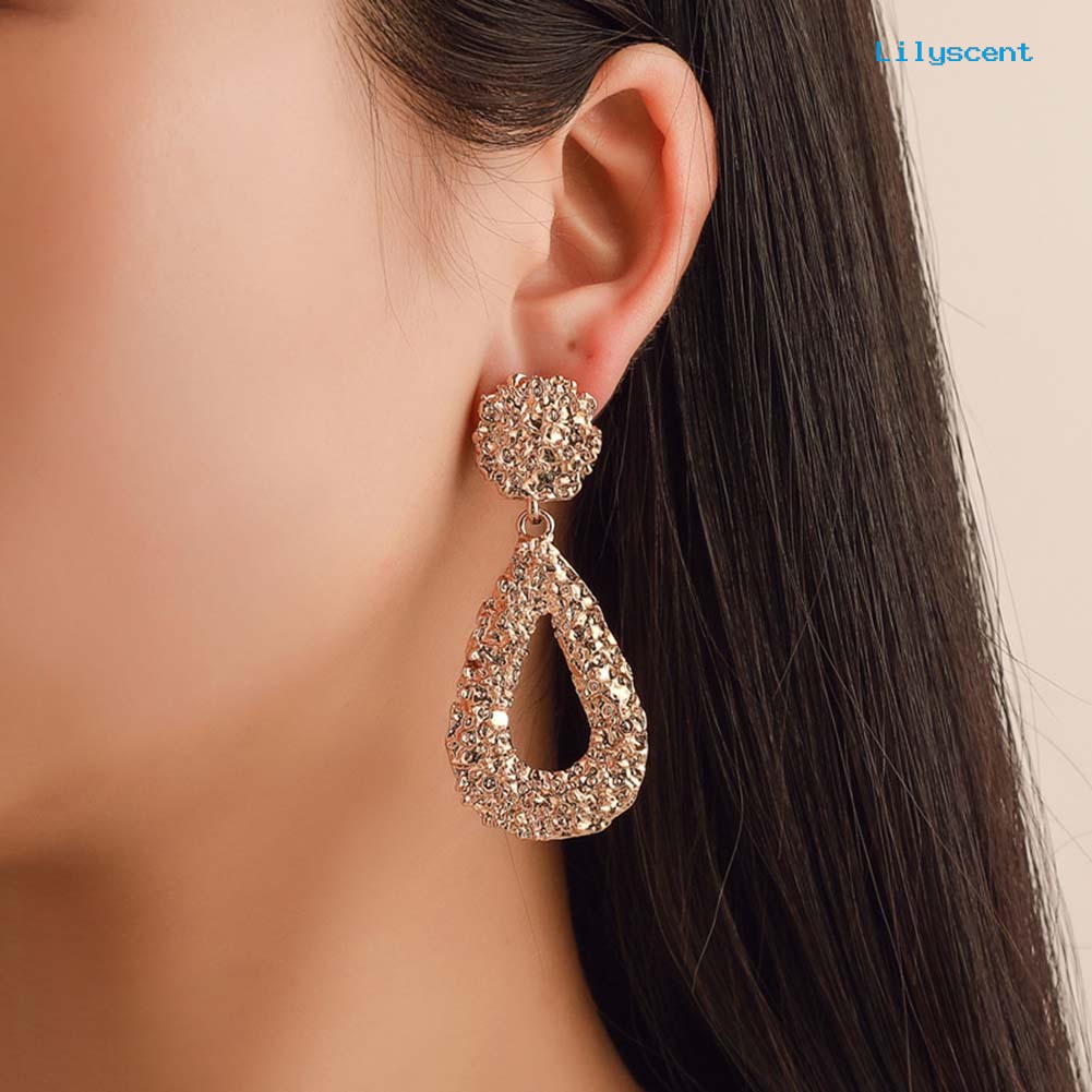 [LS] Bohemia Wanita Geometris Emboss Hollow Teardrop Menjuntai Stud Earrings Perhiasan Hadiah