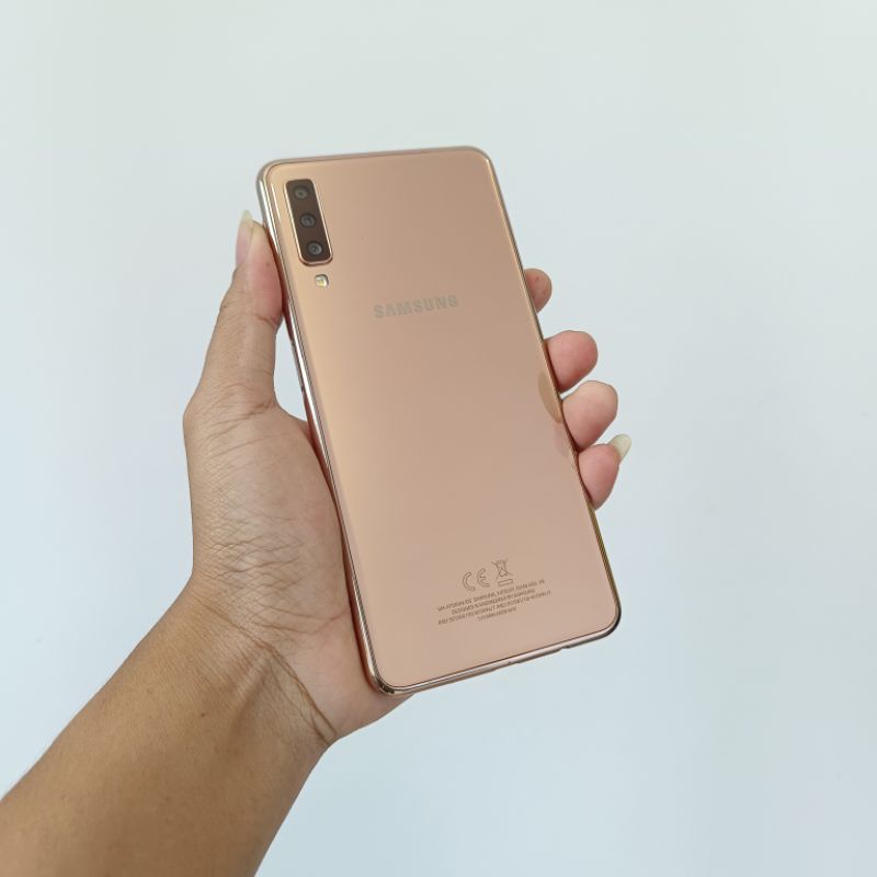 Samsung A7 2018 4/64Gb second bagus