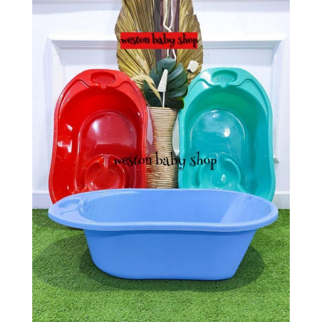 ember mandi bayi phylia