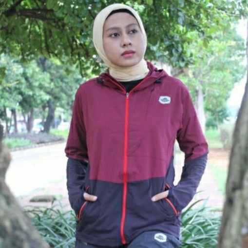 MAKALU Jaket Outdoor Makalu Latansa WS Pocketable Hoodie Waterproof Terlaris