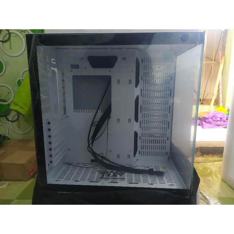 Case Gaming Nimiz Tr8000