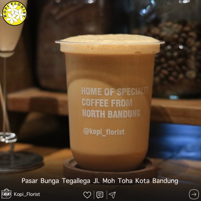 

Terlaris ✨ - Minuman Kemasan - Es Kopi Susu Gula Aren - Kopi Arabika Asli Bandung 2.1.23