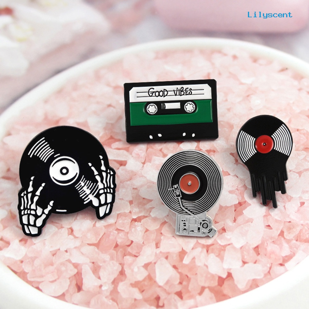 [LS] Retro Phonograph Recording Kaset Tape Vinyl Record Bros Pin Jaket Lencana