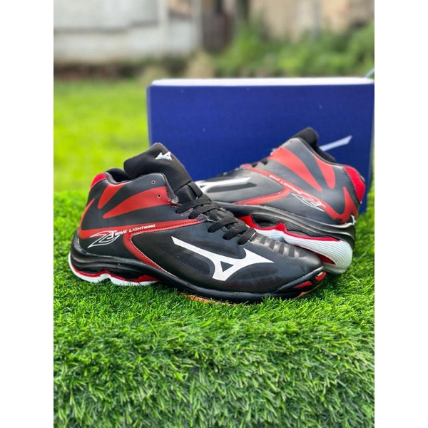 SEPATU VOLLY MIZUNO WAVE LIGHTNING WZ6 PRIA/SEPATU OLAHRAGA PRIA/SEPATU VOLLY PRIA/SEPATU VOLLY