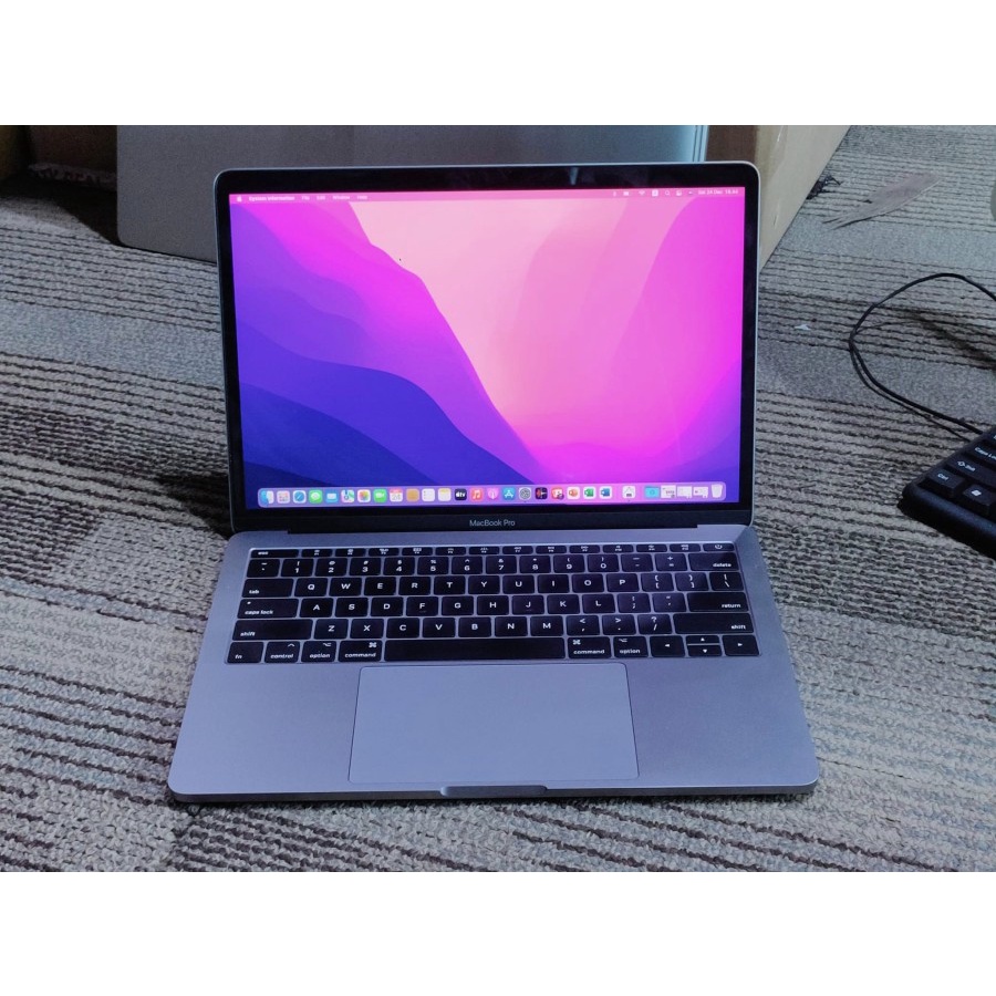 Macbook Pro 2017 Core i5 RAM 8GB /256GB second