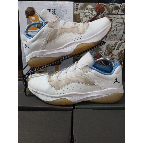 Sepatu Jordan 11 CMFT low legend blue size 42.5 insole 27 cm - sepatu Jordan second branded