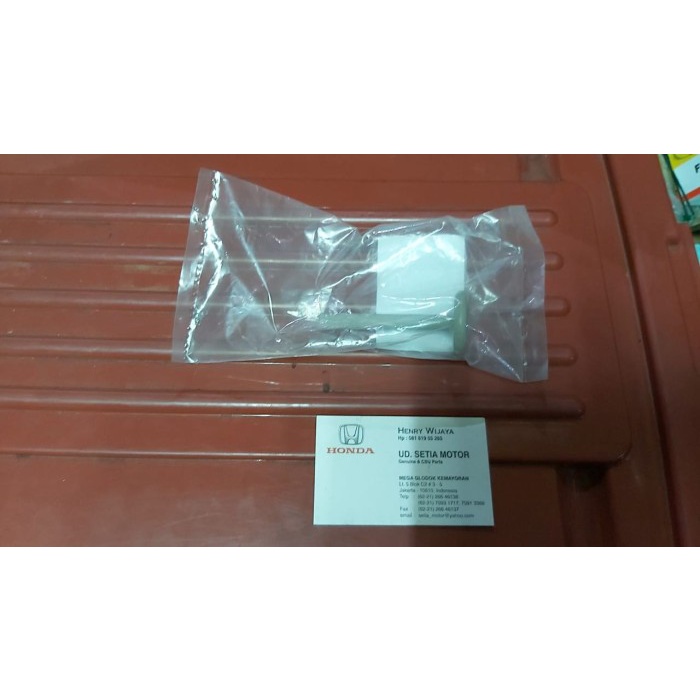 Knob Lock Kunci Pengunci Jok Kursi Tengah Honda Brio Original