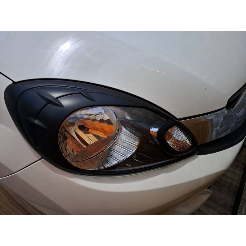 Garnish GARNIS lampu HEADLAMP DEPAN HONDA MOBILIO / brio lama 2014 2015 2016 HITAM DOFF chrome CROME