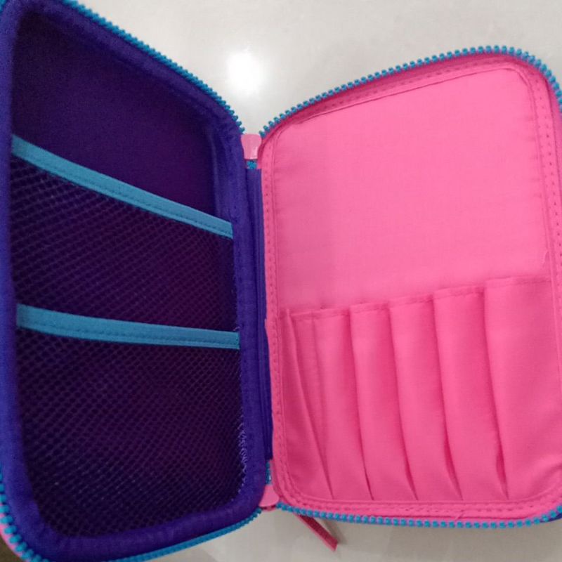 Tempat Pensil Smiggle purple