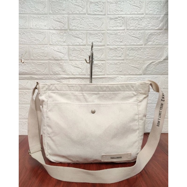 Shoopen sling/ totebag